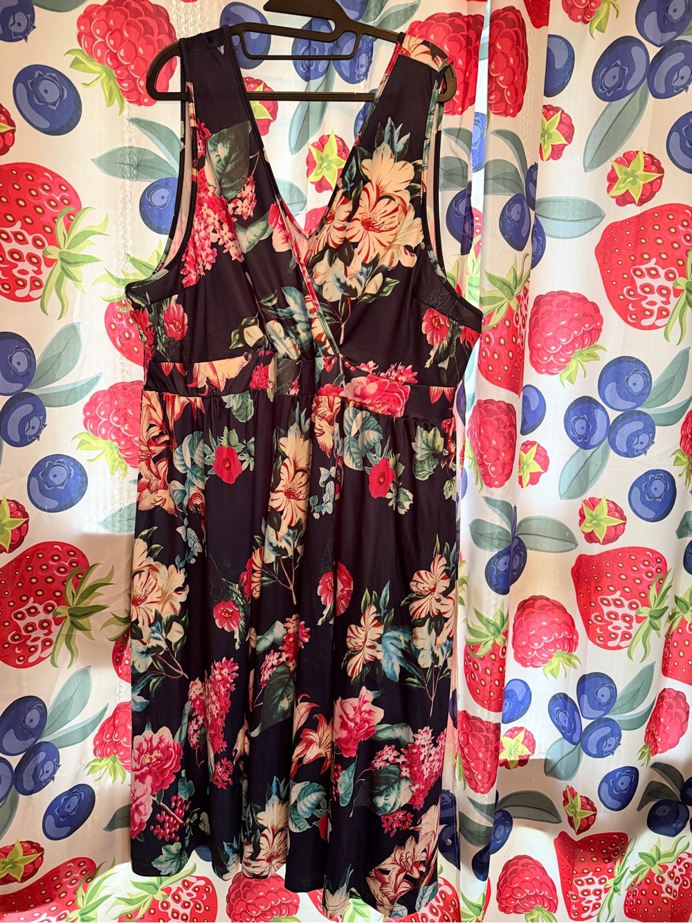 Black Floral Sleeveless V-Neck Women’s Dress